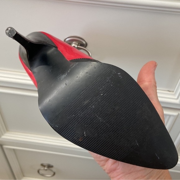 80s Patent leather pumps latex style red and black Spike heels 👠 Vintage - Picture 11 of 12